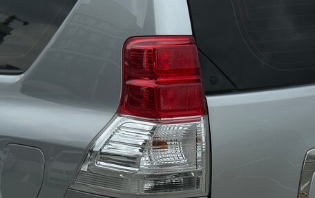 Toyota Land Cruiser Prado 150 рестайлинг 2, 2012 год, 2 899 999 рублей, 12 фотография