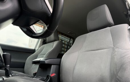 Toyota Land Cruiser Prado 150 рестайлинг 2, 2012 год, 2 899 999 рублей, 31 фотография
