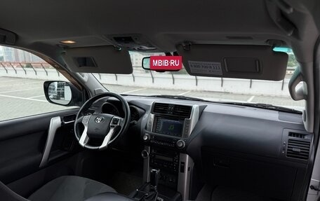 Toyota Land Cruiser Prado 150 рестайлинг 2, 2012 год, 2 899 999 рублей, 30 фотография