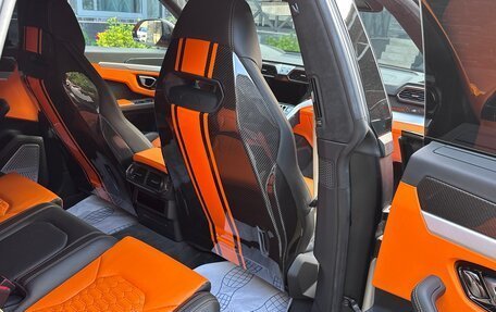 Lamborghini Urus I, 2021 год, 26 000 000 рублей, 25 фотография
