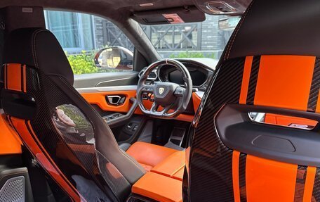 Lamborghini Urus I, 2021 год, 26 000 000 рублей, 29 фотография