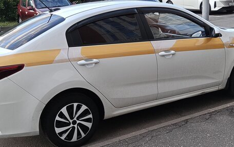 KIA Rio IV, 2021 год, 999 000 рублей, 4 фотография