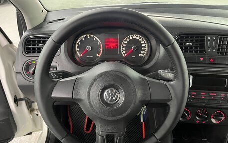 Volkswagen Polo VI (EU Market), 2013 год, 825 000 рублей, 13 фотография