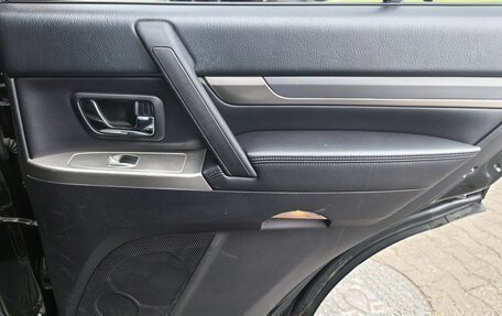 Mitsubishi Pajero IV, 2011 год, 2 249 000 рублей, 14 фотография