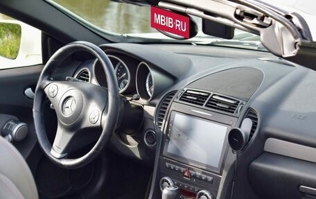 Mercedes-Benz SLK-Класс, 2010 год, 2 100 000 рублей, 11 фотография