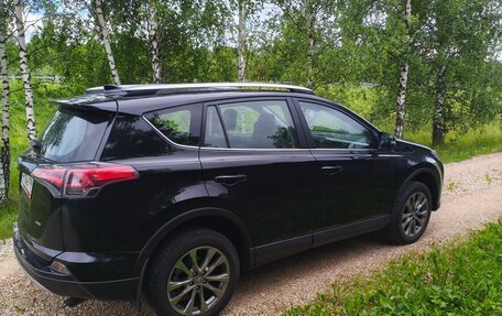 Toyota RAV4, 2019 год, 3 750 000 рублей, 4 фотография
