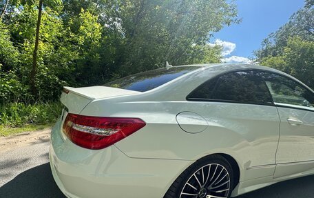 Mercedes-Benz E-Класс, 2011 год, 1 350 000 рублей, 10 фотография