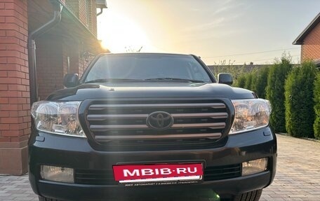 Toyota Land Cruiser 200, 2011 год, 2 957 000 рублей, 2 фотография