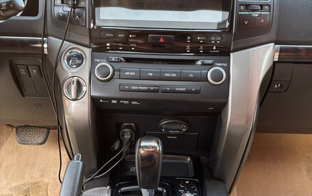 Toyota Land Cruiser 200, 2011 год, 2 957 000 рублей, 20 фотография