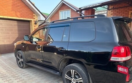 Toyota Land Cruiser 200, 2011 год, 2 957 000 рублей, 4 фотография