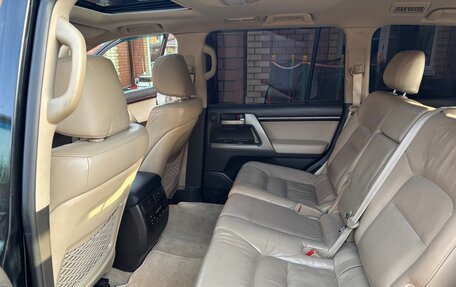 Toyota Land Cruiser 200, 2011 год, 2 957 000 рублей, 25 фотография