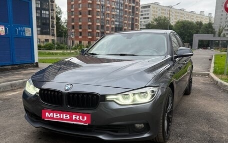 BMW 3 серия, 2018 год, 2 450 000 рублей, 3 фотография