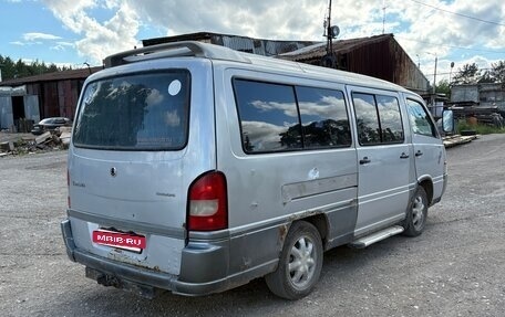 SsangYong Istana, 2003 год, 220 000 рублей, 5 фотография