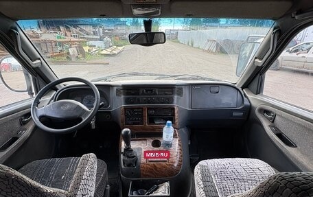 SsangYong Istana, 2003 год, 220 000 рублей, 9 фотография