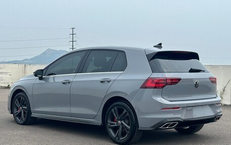 Volkswagen Golf VIII, 2024 год, 1 923 000 рублей, 3 фотография