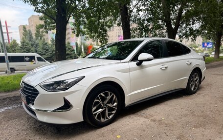 Hyundai Sonata VIII, 2021 год, 1 819 700 рублей, 2 фотография