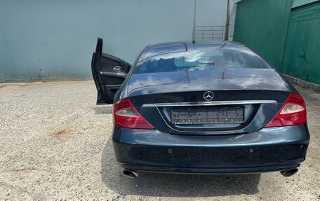 Mercedes-Benz CLS, 2006 год, 500 000 рублей, 3 фотография