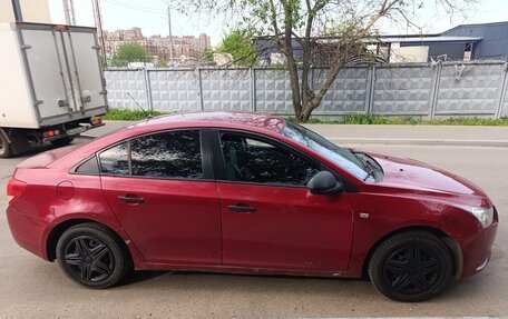 Chevrolet Cruze II, 2011 год, 300 000 рублей, 2 фотография