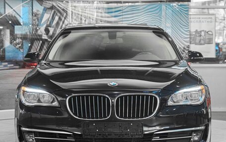 BMW 7 серия, 2014 год, 2 340 000 рублей, 2 фотография
