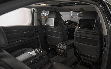 BMW 7 серия, 2014 год, 2 340 000 рублей, 17 фотография