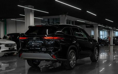 Toyota Highlander, 2026 год, 5 100 000 рублей, 5 фотография