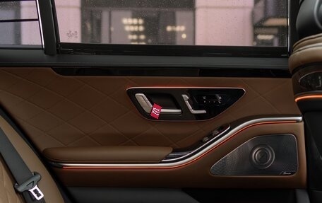 Mercedes-Benz S-Класс, 2025 год, 19 990 000 рублей, 37 фотография