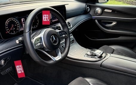 Mercedes-Benz E-Класс, 2019 год, 2 500 000 рублей, 9 фотография