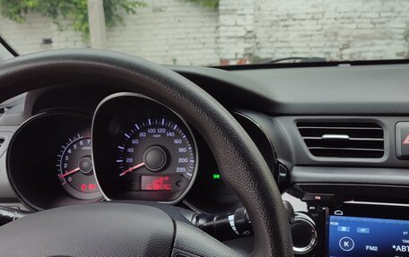 KIA Rio III рестайлинг, 2013 год, 820 000 рублей, 5 фотография