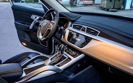 Geely Atlas I, 2021 год, 1 900 000 рублей, 10 фотография