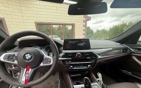 BMW 5 серия, 2018 год, 3 300 000 рублей, 8 фотография
