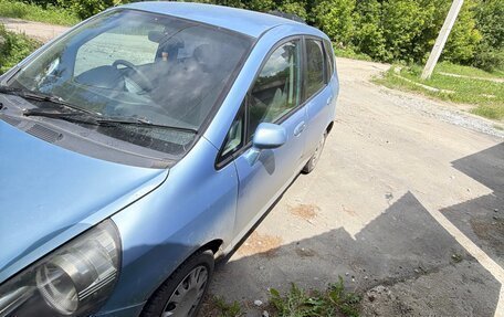 Honda Fit III, 2003 год, 199 999 рублей, 2 фотография