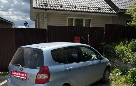 Honda Fit III, 2003 год, 199 999 рублей, 3 фотография