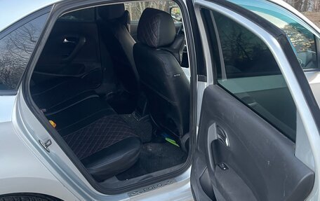 Volkswagen Polo VI (EU Market), 2013 год, 600 000 рублей, 15 фотография