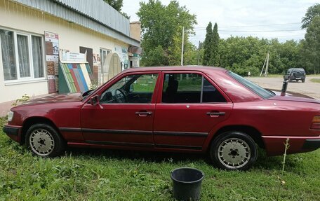 Mercedes-Benz W124, 1985 год, 150 000 рублей, 4 фотография