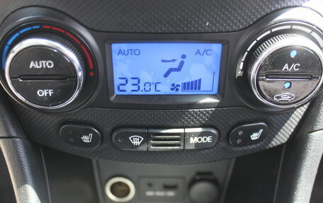Hyundai Solaris II рестайлинг, 2011 год, 737 000 рублей, 23 фотография
