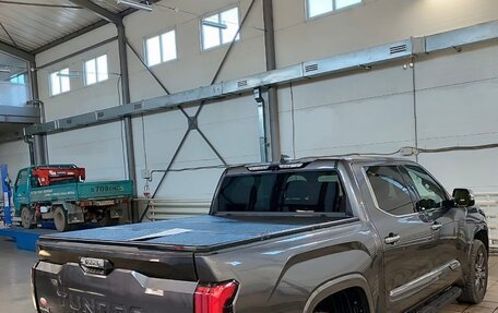 Toyota Tundra, 2022 год, 10 200 000 рублей, 3 фотография