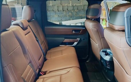 Toyota Tundra, 2022 год, 10 200 000 рублей, 9 фотография