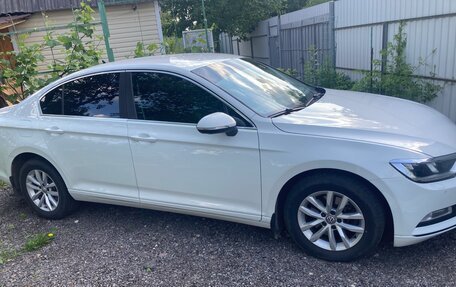 Volkswagen Passat B8 рестайлинг, 2018 год, 1 760 000 рублей, 2 фотография