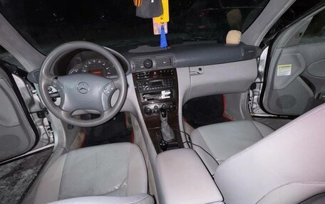 Mercedes-Benz C-Класс, 2003 год, 315 000 рублей, 5 фотография