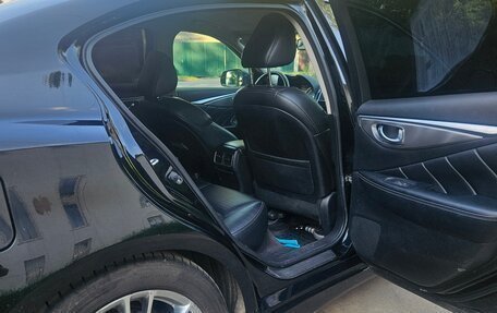 Infiniti Q50 I рестайлинг, 2014 год, 1 590 000 рублей, 11 фотография