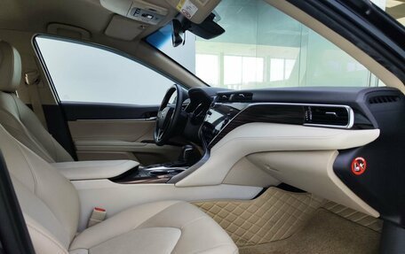Toyota Camry, 2020 год, 2 990 000 рублей, 11 фотография