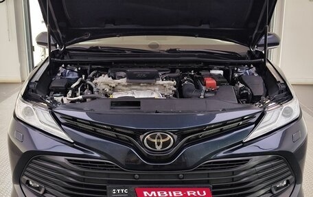 Toyota Camry, 2020 год, 2 990 000 рублей, 9 фотография