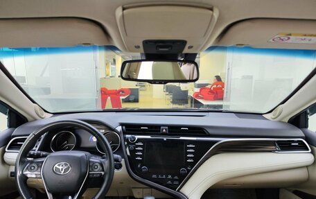 Toyota Camry, 2020 год, 2 990 000 рублей, 14 фотография
