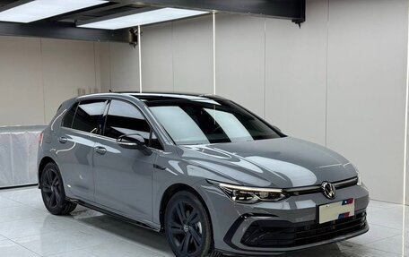 Volkswagen Golf VIII, 2023 год, 1 888 000 рублей, 3 фотография