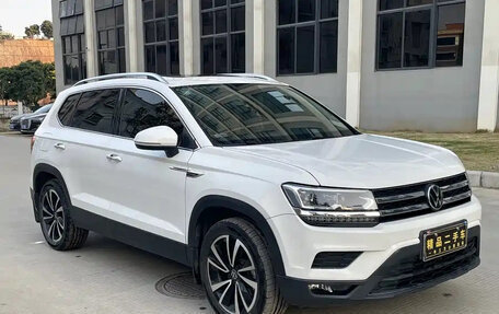 Volkswagen Tharu, 2023 год, 1 990 015 рублей, 2 фотография