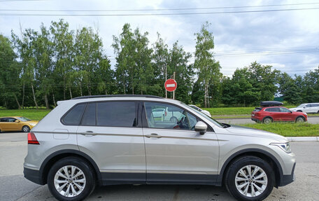 Volkswagen Tiguan II, 2021 год, 2 780 000 рублей, 4 фотография