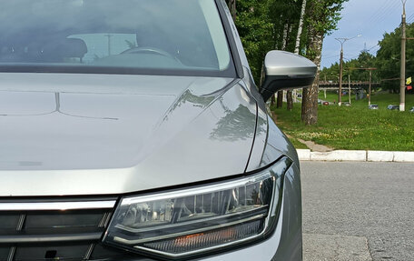 Volkswagen Tiguan II, 2021 год, 2 780 000 рублей, 17 фотография