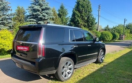 Cadillac Escalade IV, 2016 год, 3 200 000 рублей, 2 фотография
