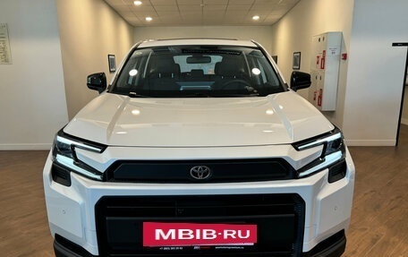 Toyota RAV4, 2026 год, 4 390 000 рублей, 2 фотография