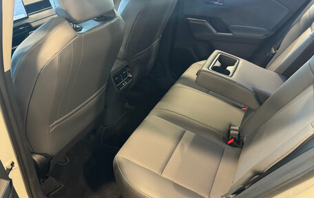 Toyota RAV4, 2026 год, 4 390 000 рублей, 15 фотография
